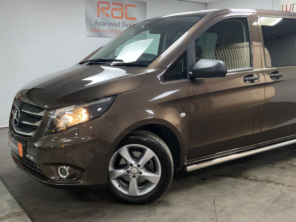 Mercedes-Benz Vito 114 Crew Van Compact White #7