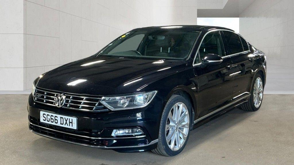 Volkswagen Passat Passat Gt Tdi Bluemotion Technology Black #2