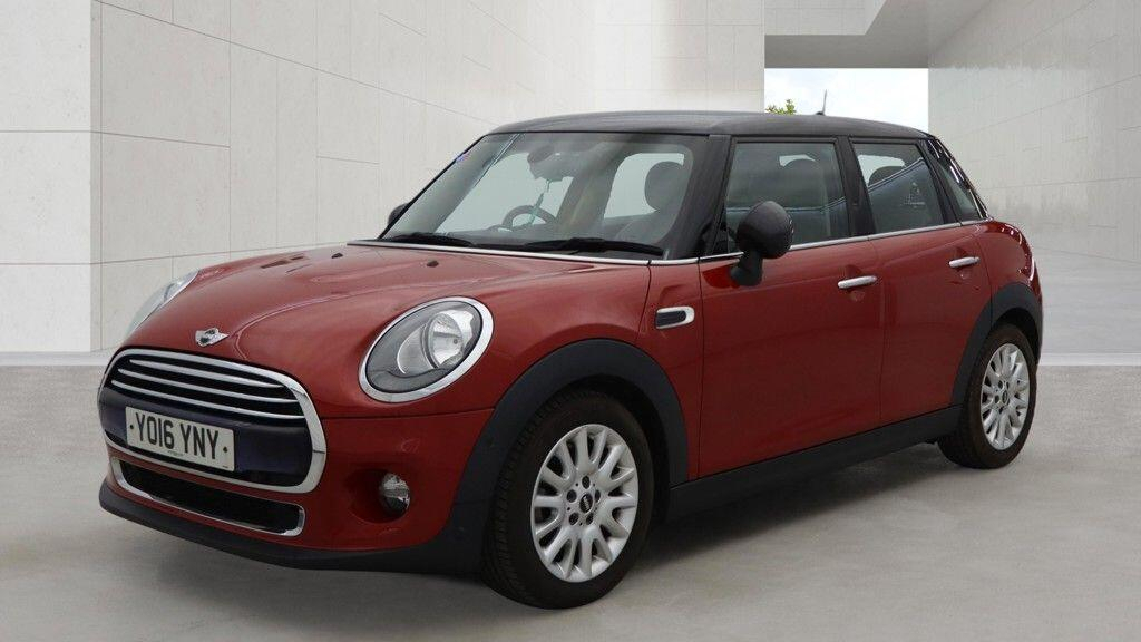 Mini Hatch 1.5 Cooper D Euro 6 Ss #2