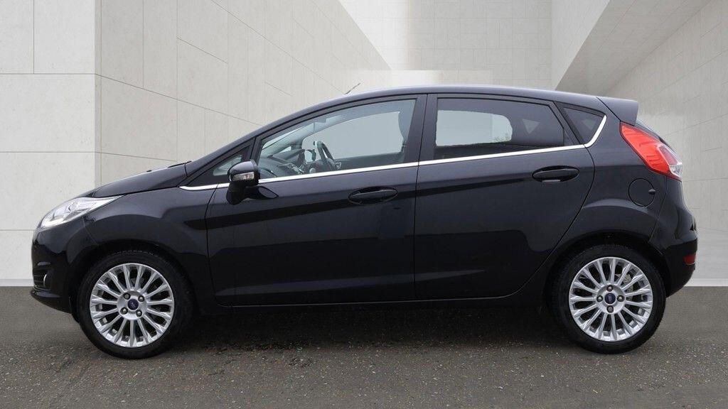 Ford Fiesta 1.5 Tdci Titanium Euro 5  #4