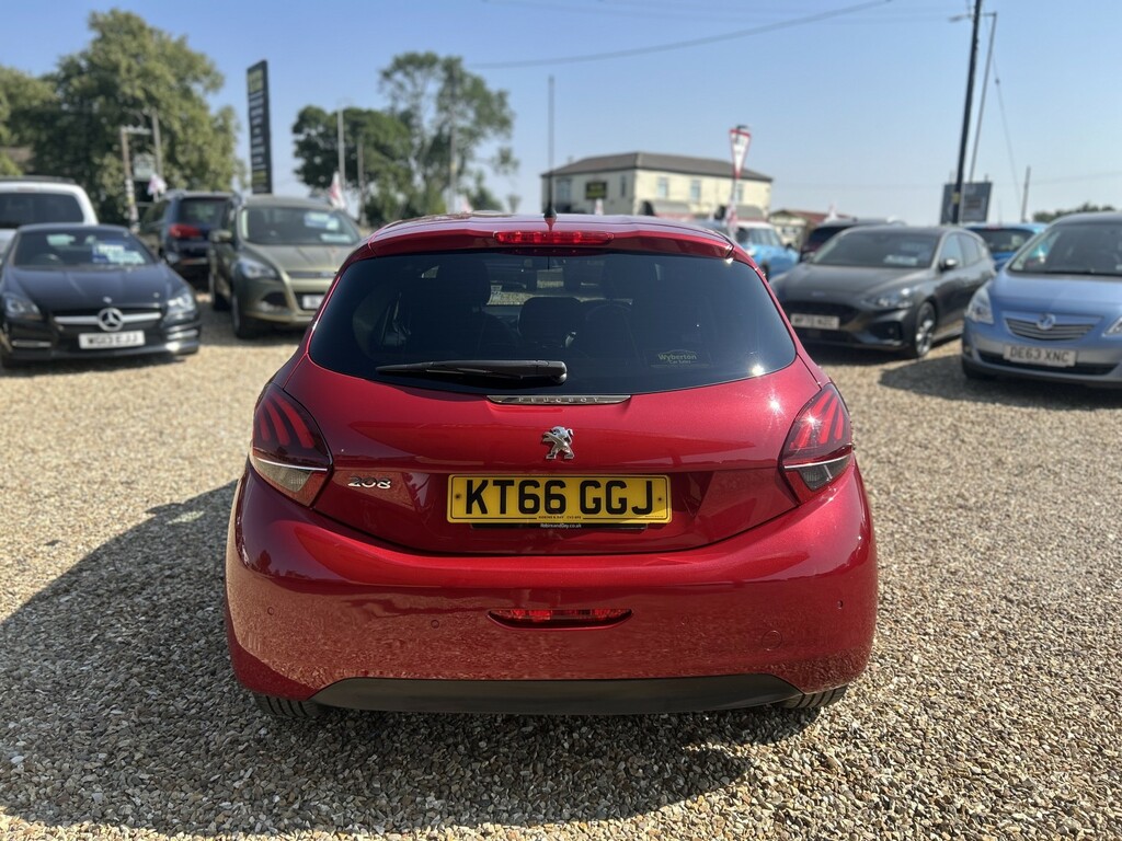 Peugeot 208 1.6 Bluehdi Allure Red #6