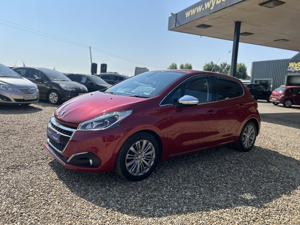 Peugeot 208 1.6 Bluehdi Allure Red #3