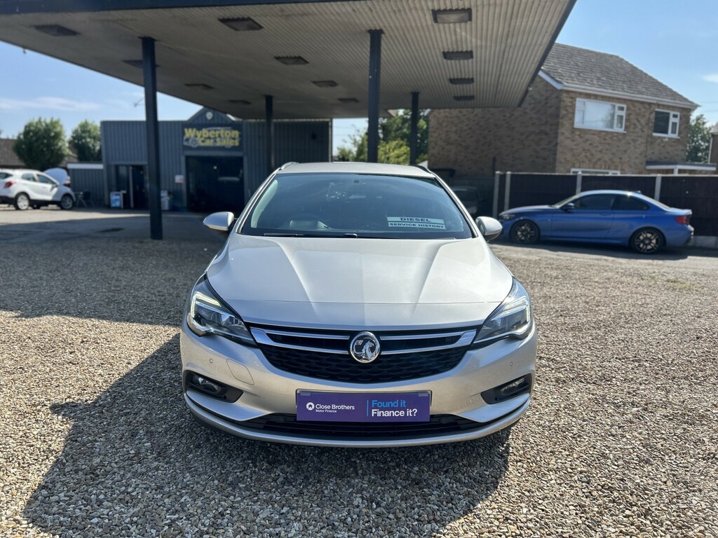 Vauxhall Astra Estate 1.6 Cdti Ecoflex Design 2018 VU18UYA Silver #2