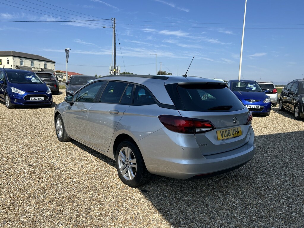 Vauxhall Astra Estate 1.6 Cdti Ecoflex Design 2018 VU18UYA Silver #5