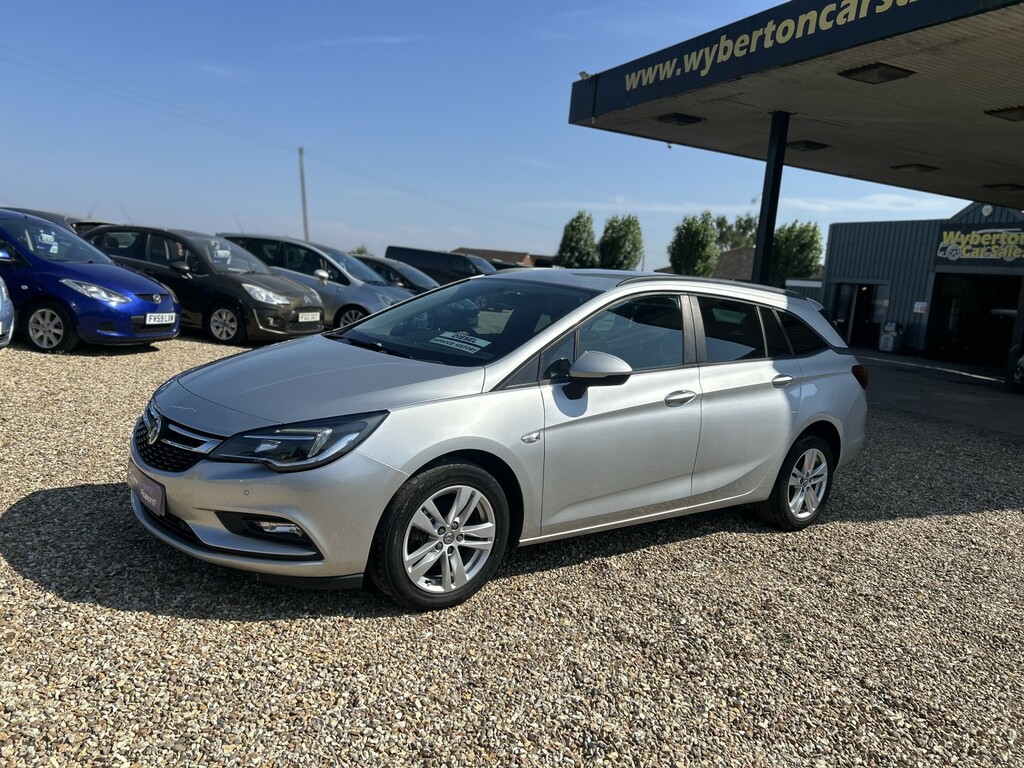 Vauxhall Astra Estate 1.6 Cdti Ecoflex Design 2018 VU18UYA Silver #3