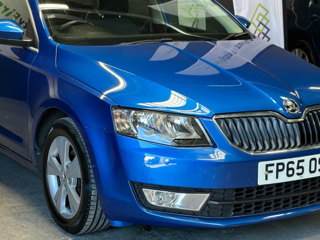 Skoda Octavia 2.0 Tdi Cr Vrs 184Bhp Dsg 5-Dr Estate Blue #7