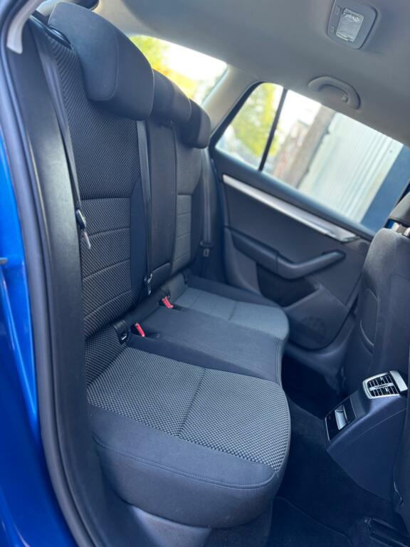 Skoda Octavia 2.0 Tdi Cr Vrs 184Bhp Dsg 5-Dr Estate Blue #39