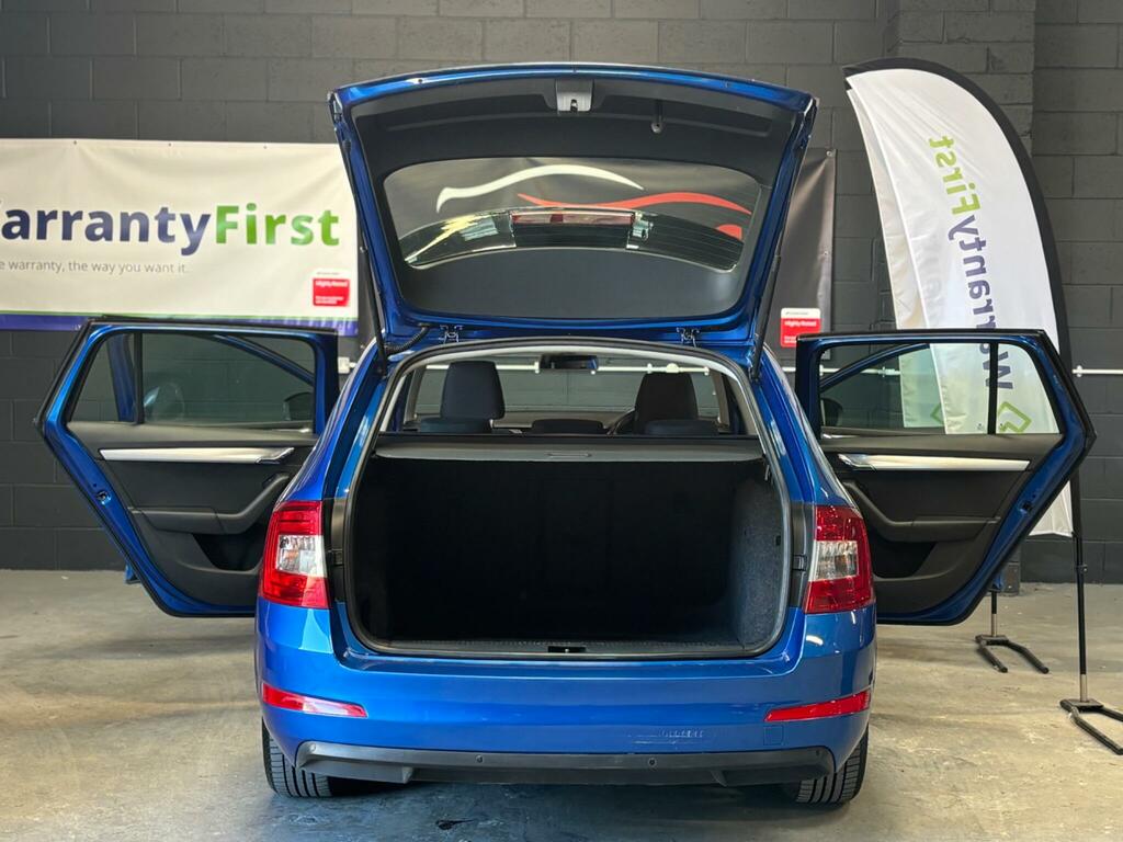 Skoda Octavia 2.0 Tdi Cr Vrs 184Bhp Dsg 5-Dr Estate Blue #19
