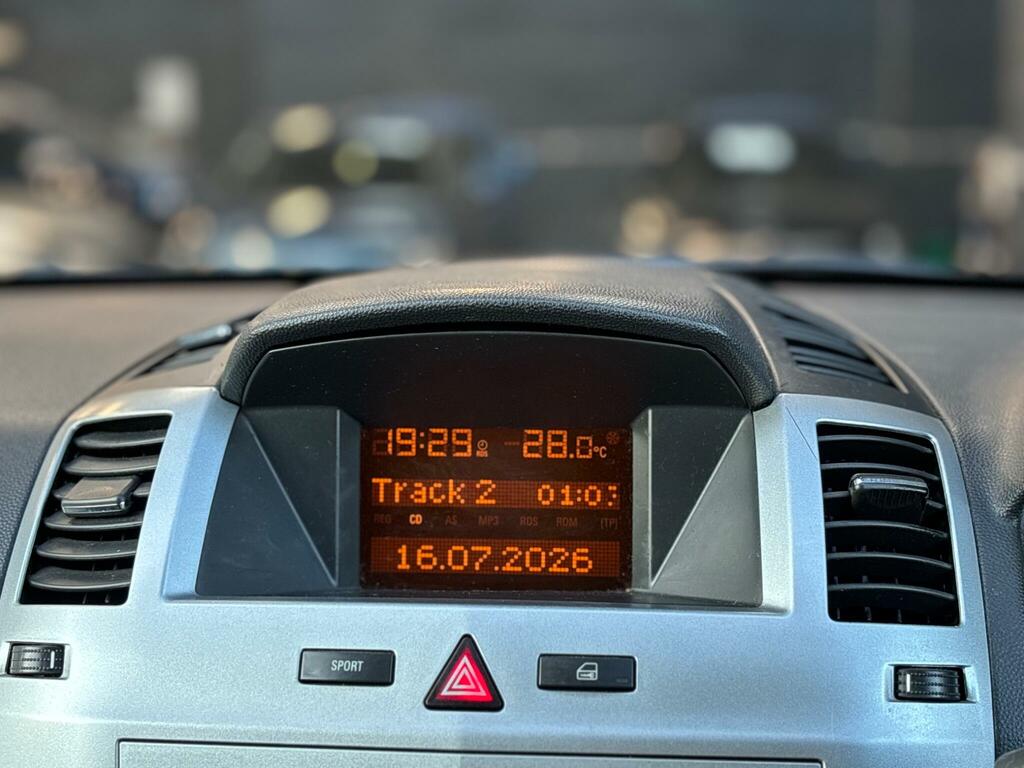 Vauxhall Zafira Active Blue #11