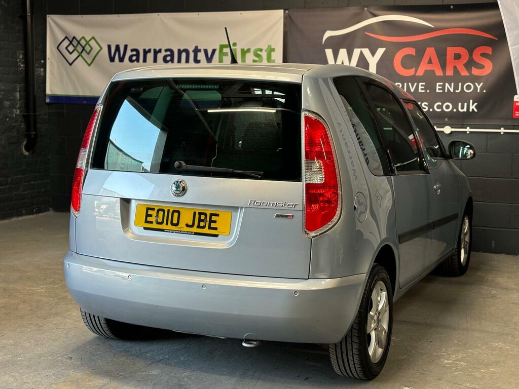 Skoda Roomster Mpv 1.6 16V Se Tiptronic 201010 Red #13