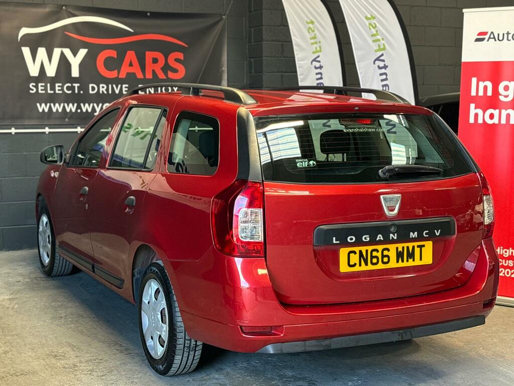 Dacia Logan Ambiance Red #4