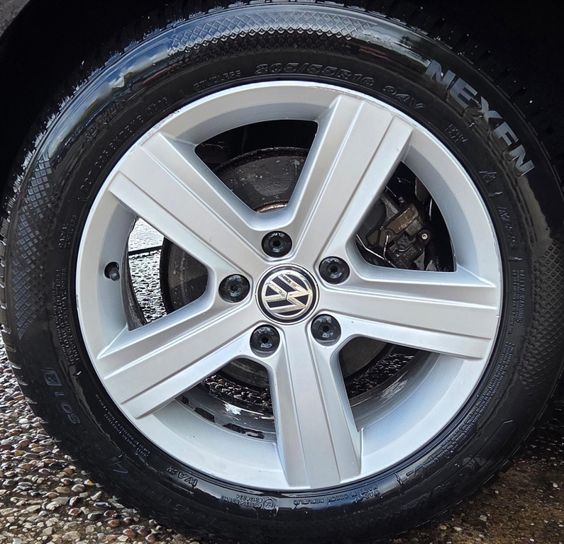 Volkswagen Golf 1.4 Tsi-r Body Styling-leather-sunroof White #17