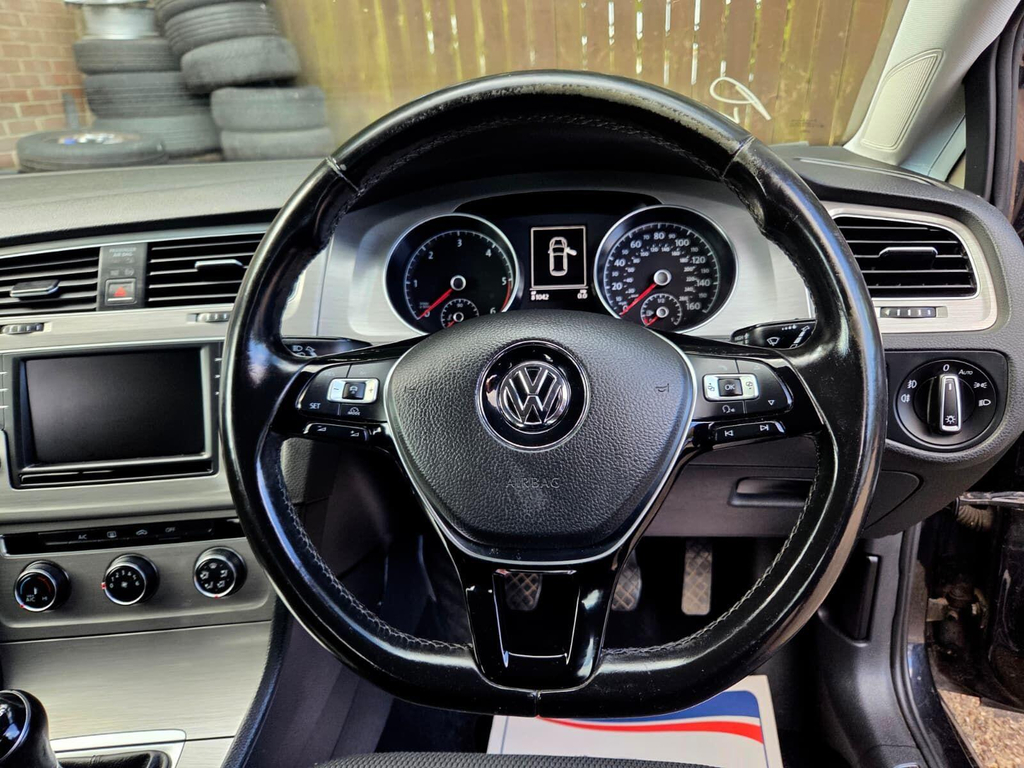 Volkswagen Golf 1.4 Tsi-r Body Styling-leather-sunroof White #19