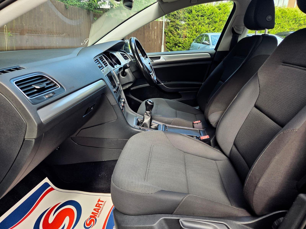 Volkswagen Golf 1.4 Tsi-r Body Styling-leather-sunroof White #20