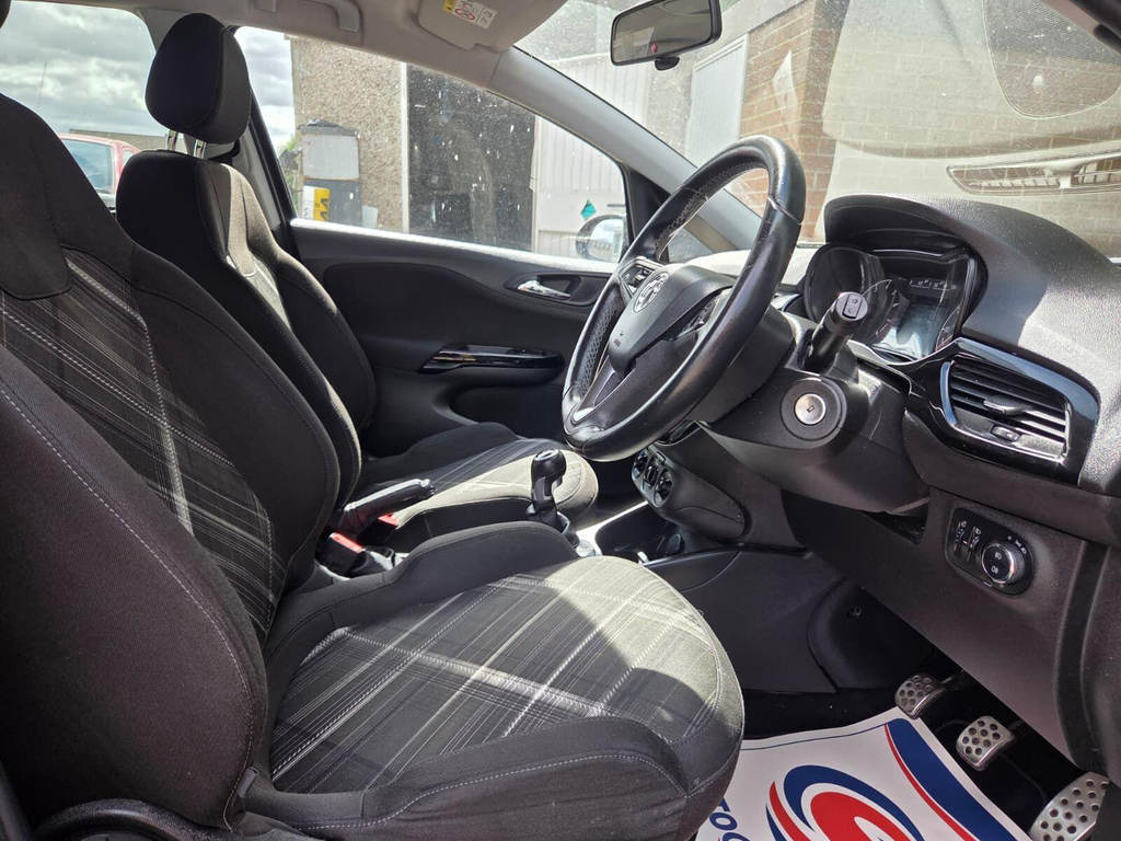 Vauxhall Corsa 1.2I Limited Edition Hatchback E White #9