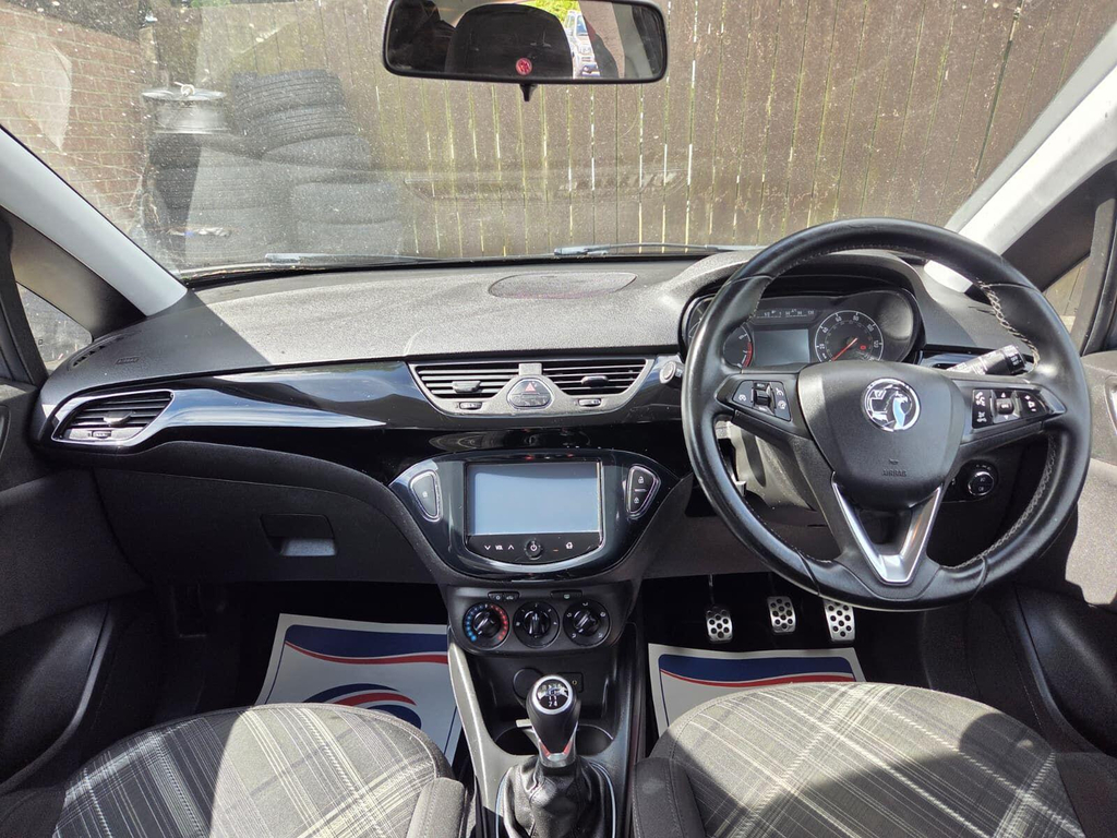 Vauxhall Corsa 1.2I Limited Edition Hatchback E White #10