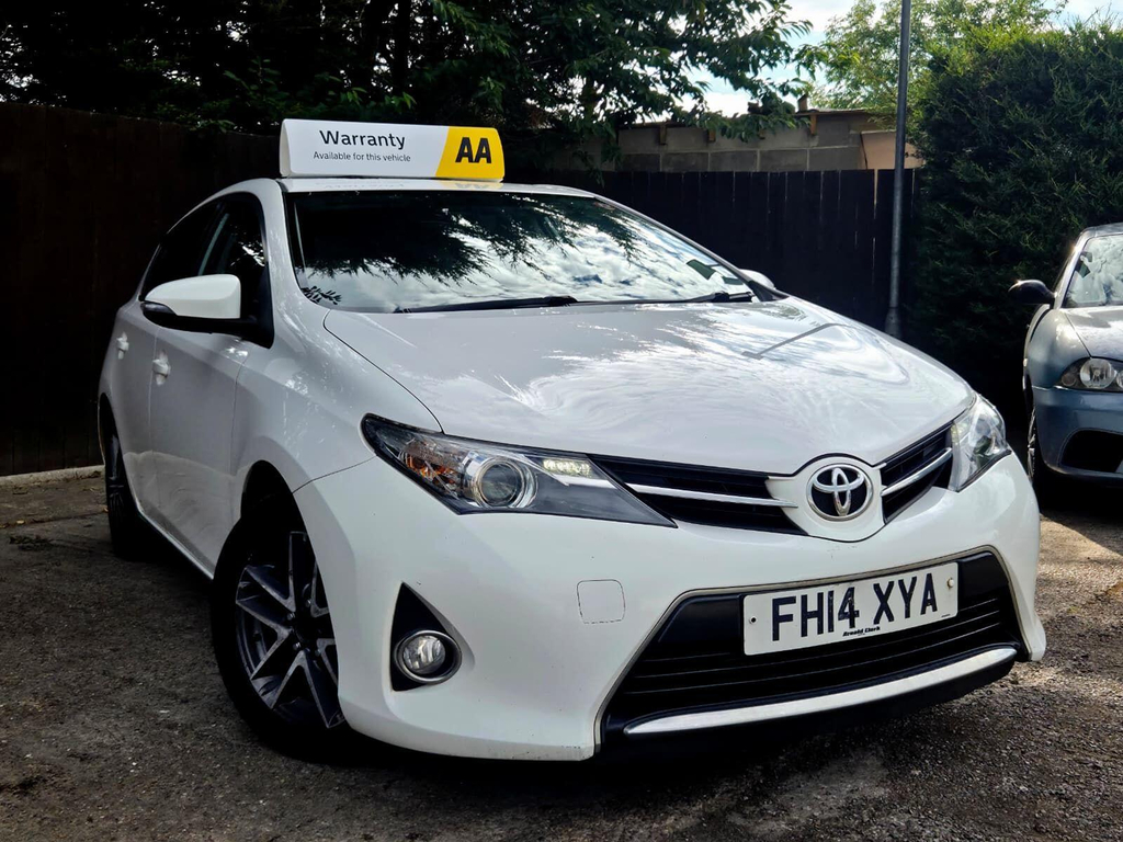 Toyota Auris 1.6 V-matic Icon Plus Multidrive S Euro 5 White