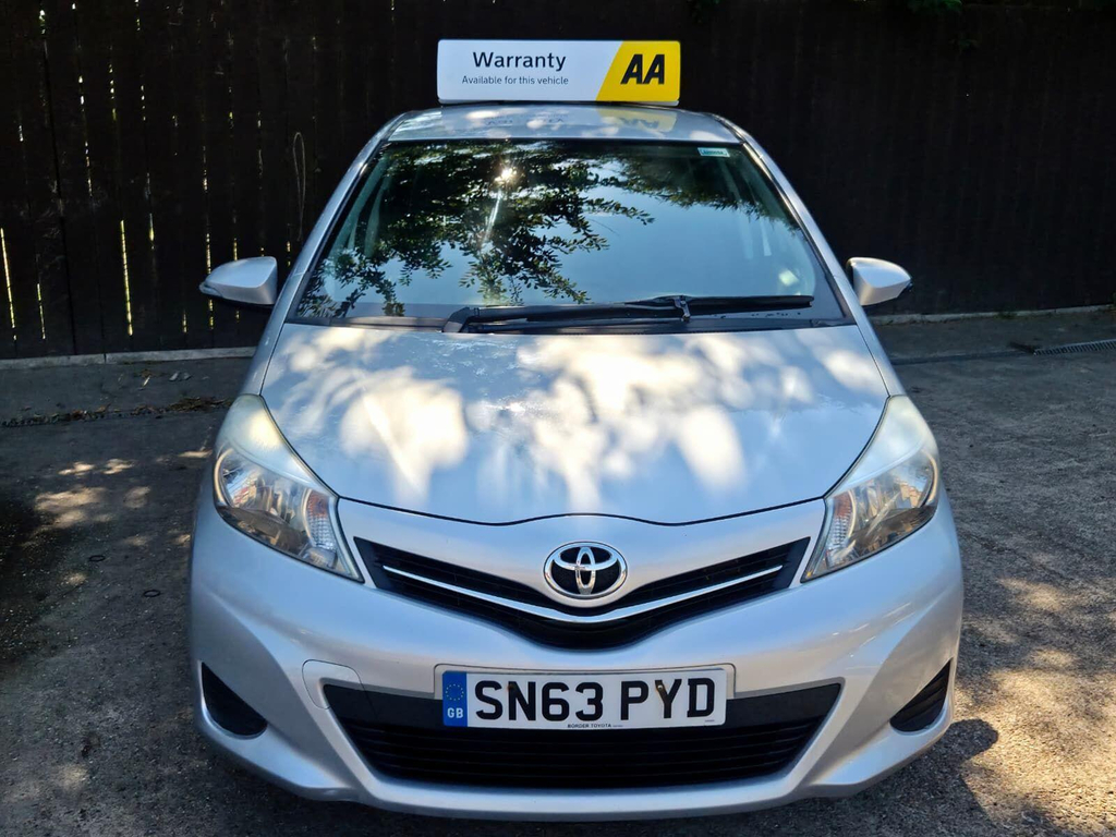 Toyota Yaris 1.33 Dual Vvt-i Tr Euro 5 Silver #2