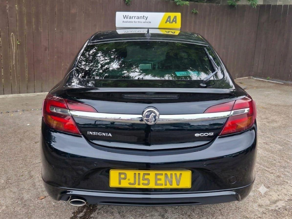 Vauxhall Insignia Hatchback Black #6