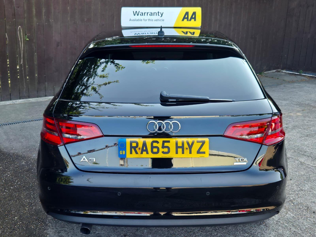 Audi A3 Tdi Ultra Se Technik Black #6