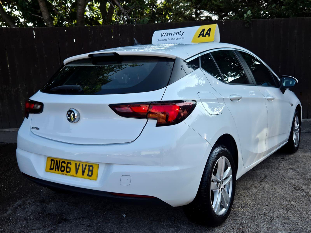 Vauxhall Astra 1.6 Cdti Ecoflex Emergency Services White #8