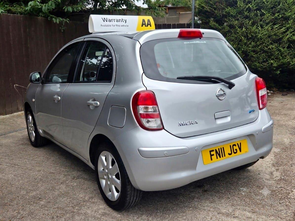 Nissan Micra 1.2 12V Acenta Cvt Euro 5 Silver #4
