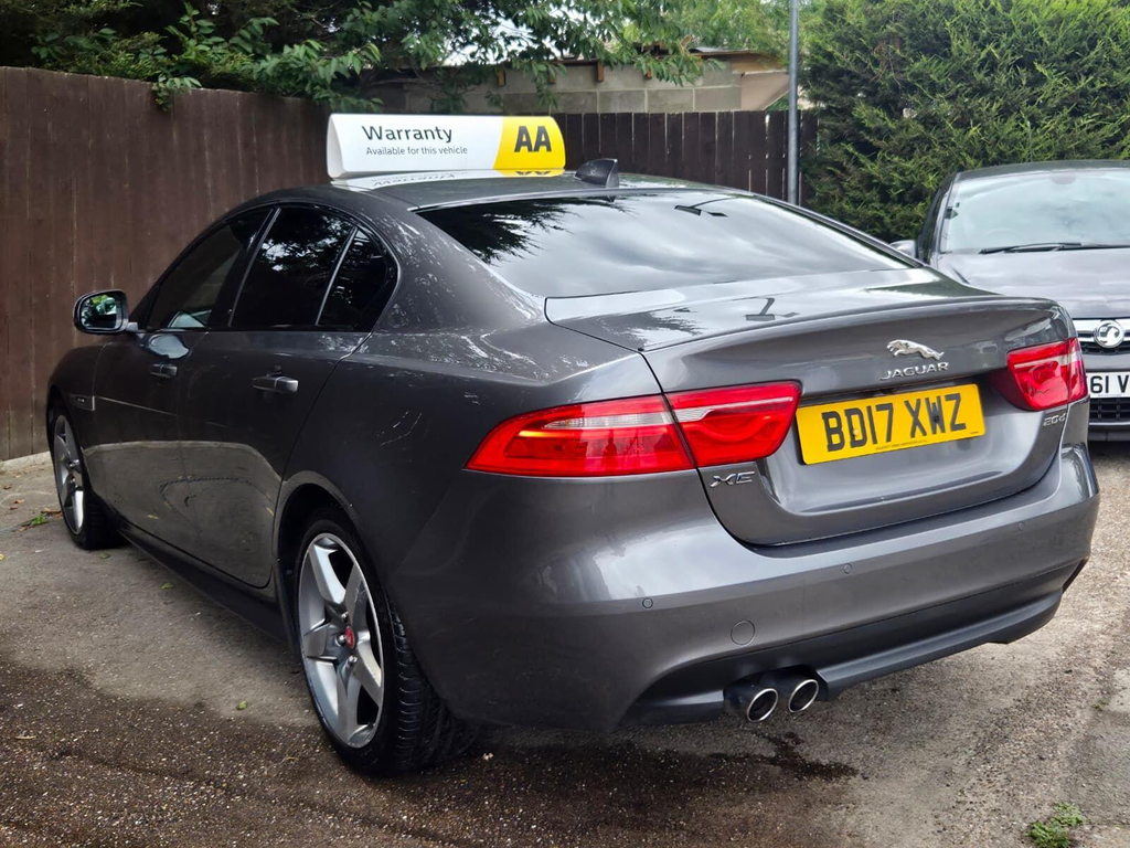Jaguar XE 2.0D R-sport Euro 6 Ss Grey #4