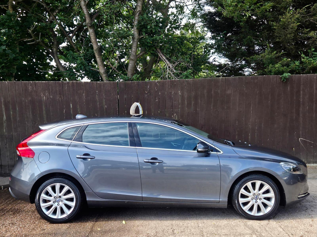 Volvo V40 2.0 D3 Se Nav Hatchback Geartronic Black #7