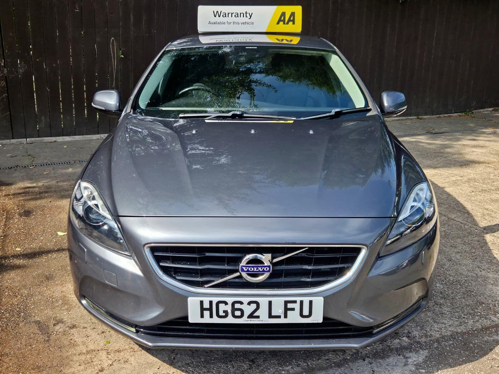 Volvo V40 1.6 D2 Se Lux Euro 5 Ss Grey #2