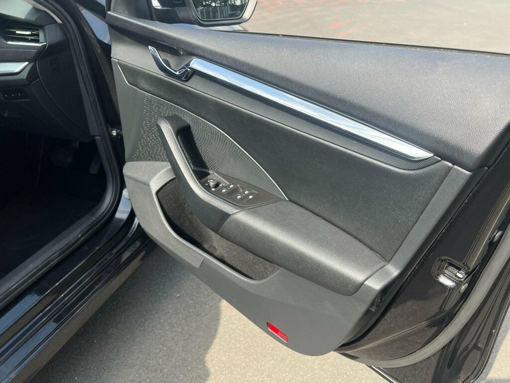 Skoda Octavia 1.5 Tsi Se Technology Blue #20