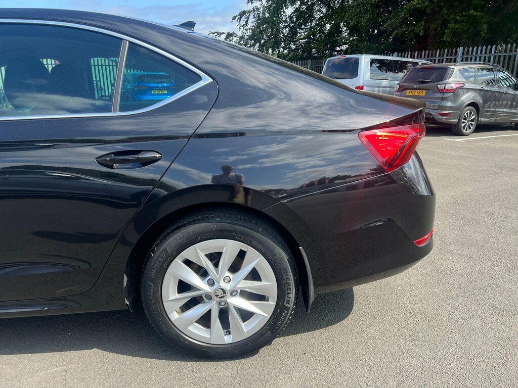 Skoda Octavia 1.5 Tsi Se Technology Blue #14