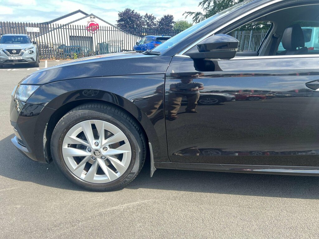 Skoda Octavia 1.5 Tsi Se Technology Blue #16