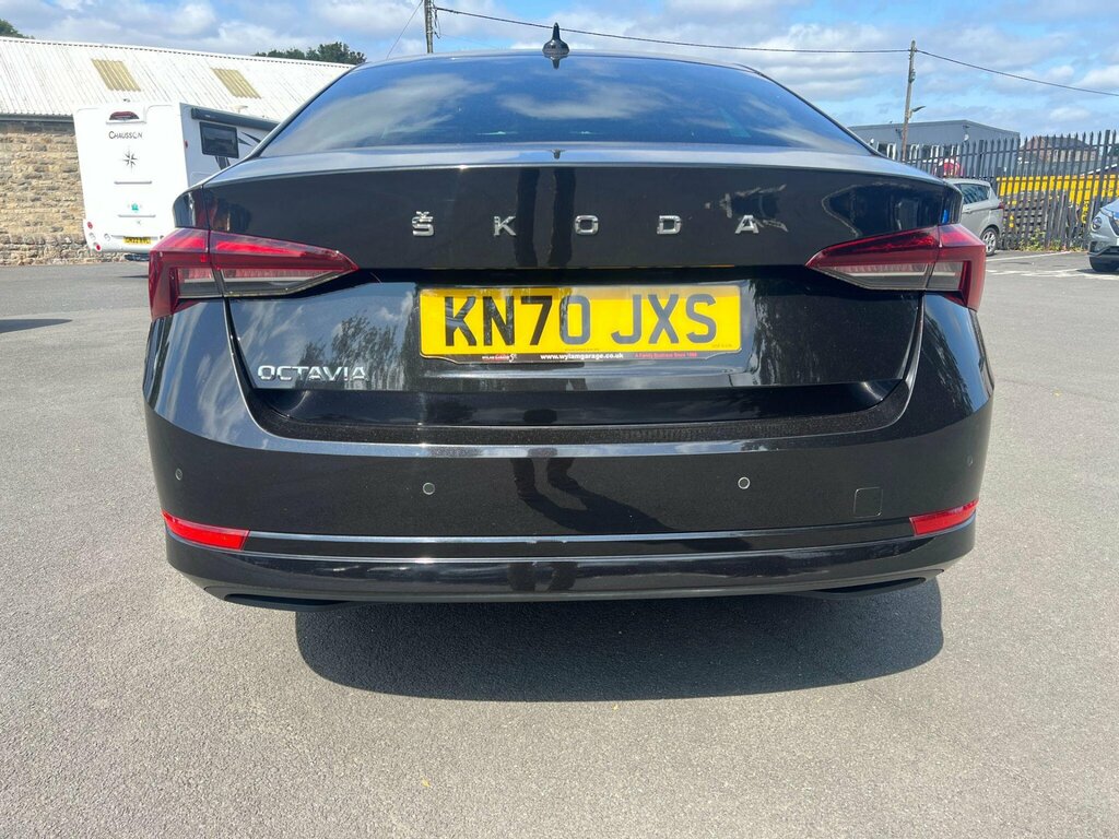 Skoda Octavia 1.5 Tsi Se Technology Blue #12