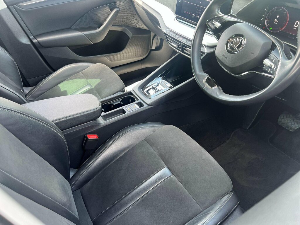 Skoda Octavia 1.5 Tsi Se Technology Blue #19