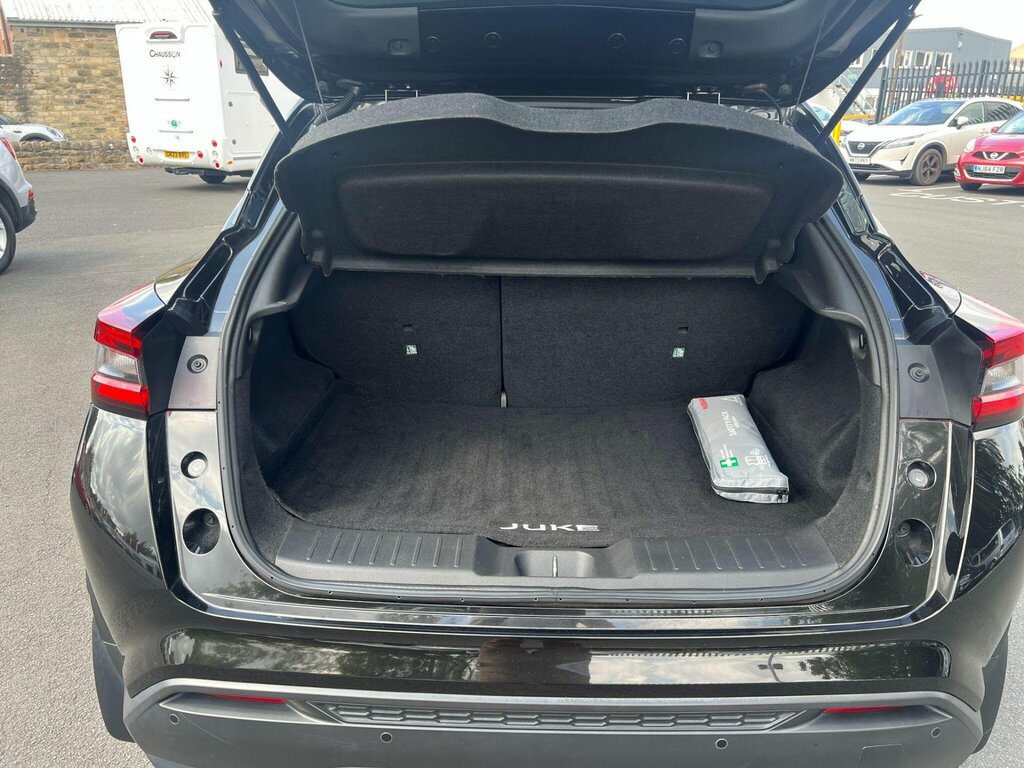 Nissan Juke Dig T Tekna Plus Dct Red #35