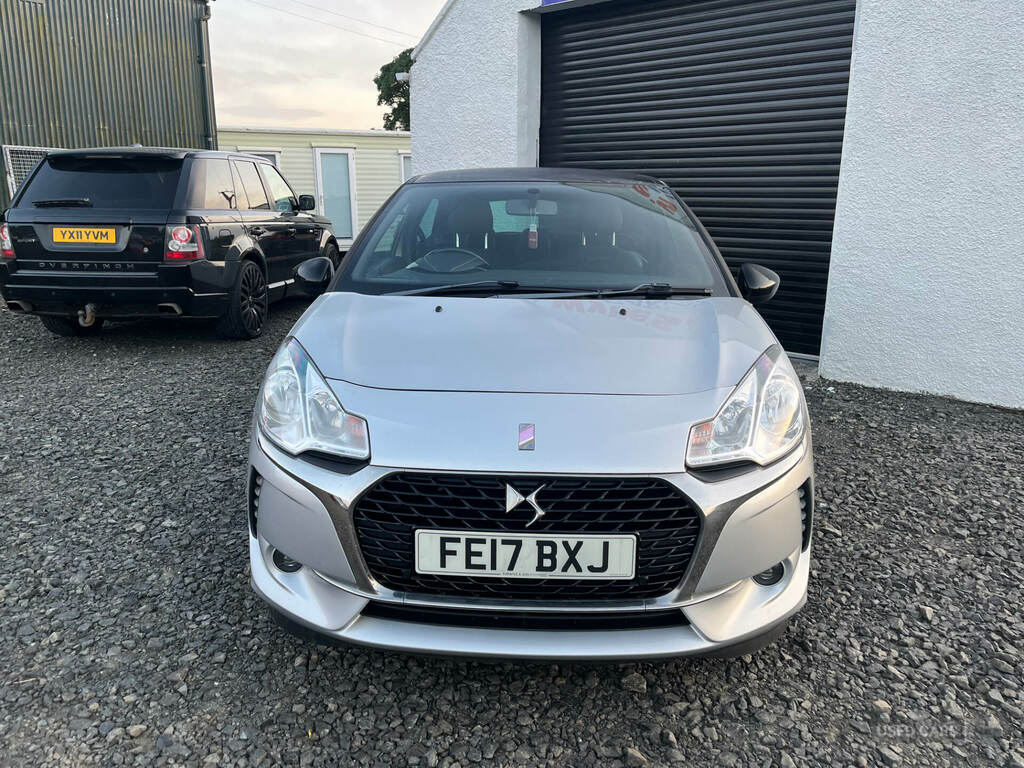 DS DS 3 1.6 Bluehdi Performance Line Silver #2