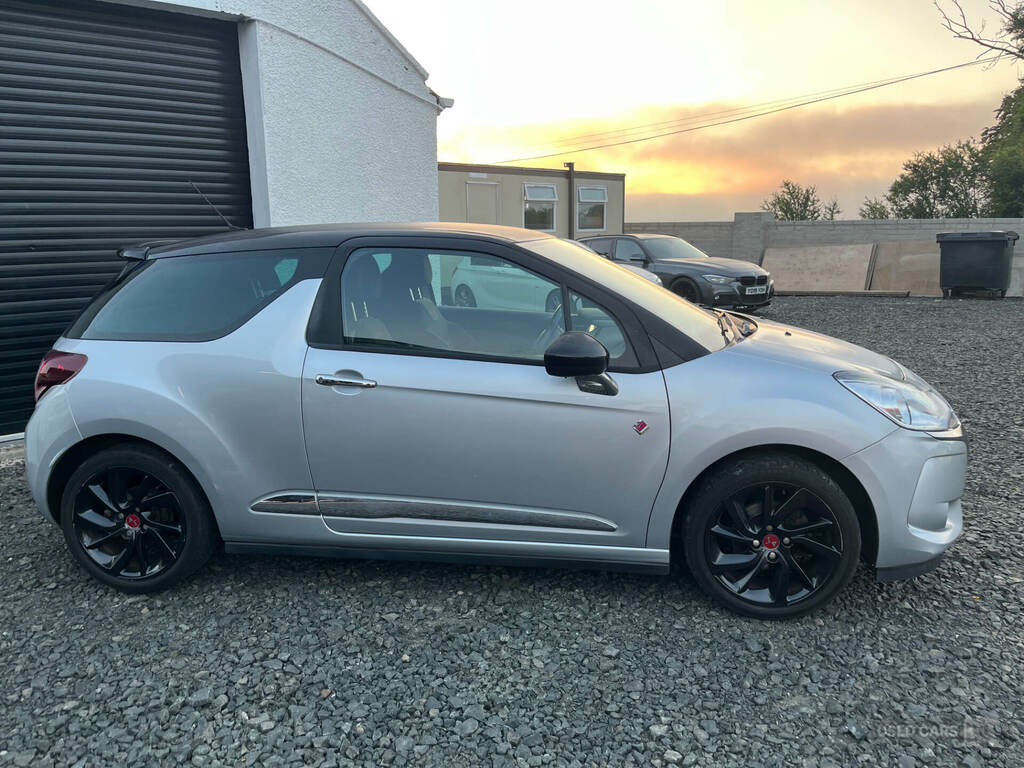 DS DS 3 1.6 Bluehdi Performance Line Silver #4