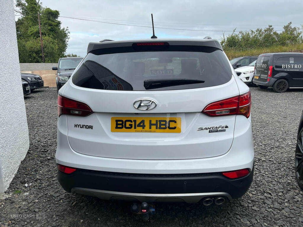 Hyundai Santa Fe 2.2 Crdi Premium Se 7 Seats White #4