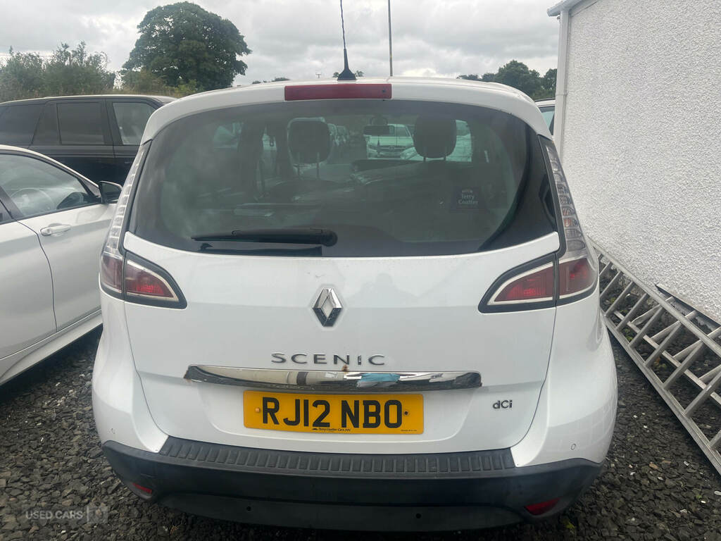 Renault Scenic 1.5 Dci Dynamique Tomtom Energy Start Stop White #3