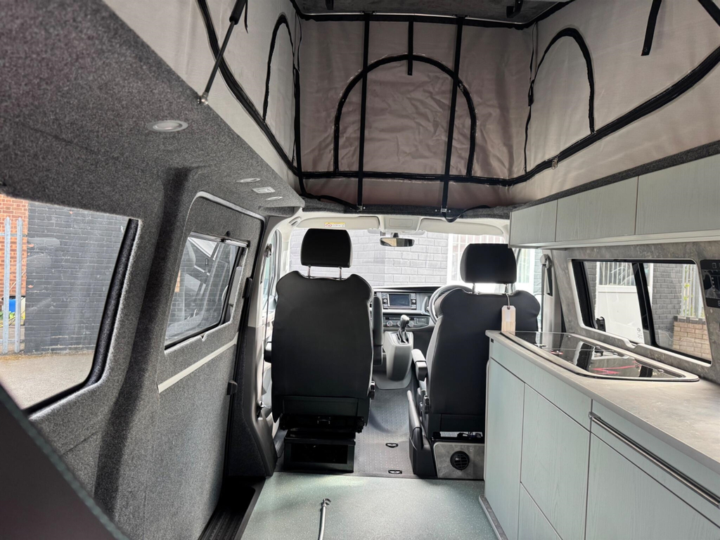 Volkswagen Transporter Highline Grey #48