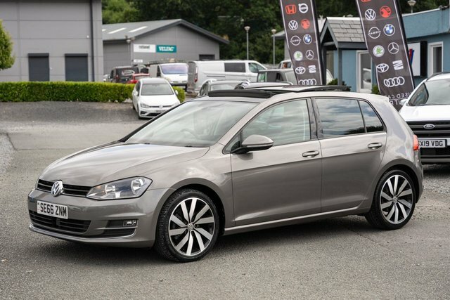 Volkswagen Golf 1.4 Tsi Bluemotion Tech Act Gt Edition Hatchback 5 SE66ZNM Grey #3