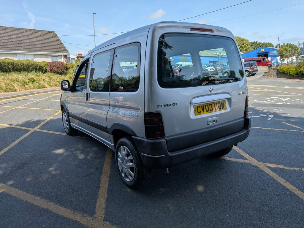 Peugeot Partner 2.0 Hdi Combi Green #5