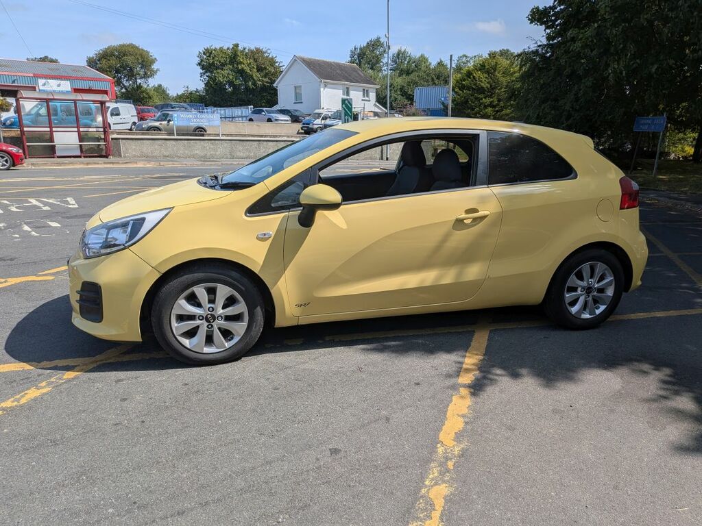 Kia RIO Sr7 Yellow #4