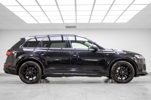 Audi Q7 3.0 Tfsi V6 EN71UHU Black #3