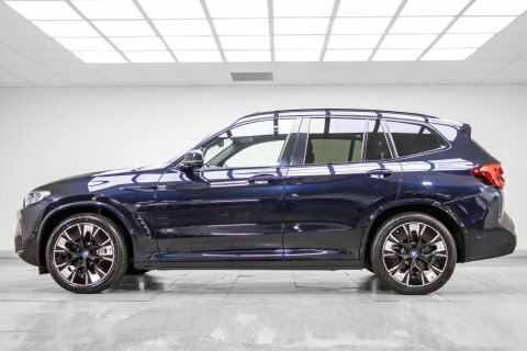 BMW iX3 80Kwh M Sport Black #2