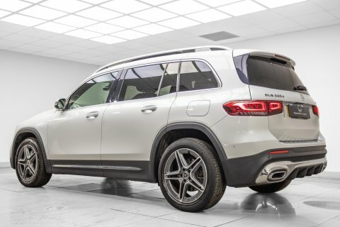 Mercedes-Benz GLB Class 2.0 Glb220d Amg White #4