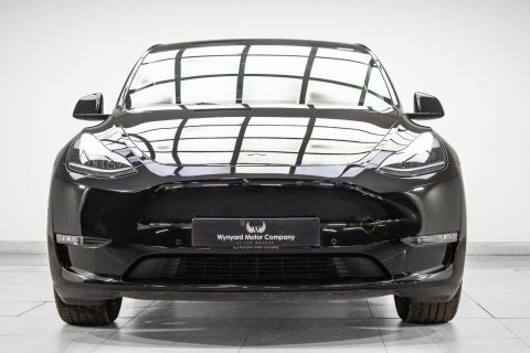 Tesla Model Y Dual Motor Long LF72VSE Black #5