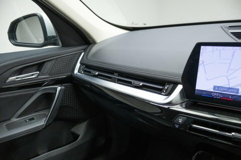BMW X1 Sdrive 20I Mht Xline Step Blue #48