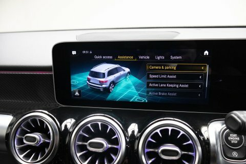 Mercedes-Benz GLB Class 200 Amg Line 7G-tronic Grey #33