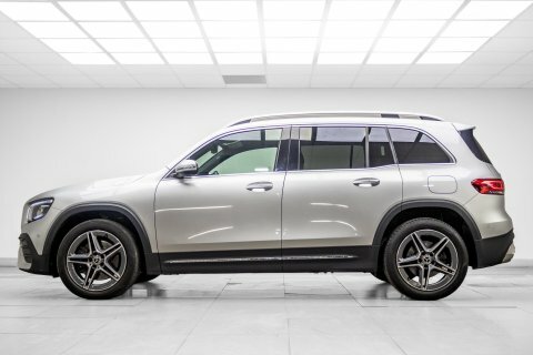 Mercedes-Benz GLB Class 2.0 Glb220d Amg Silver #2